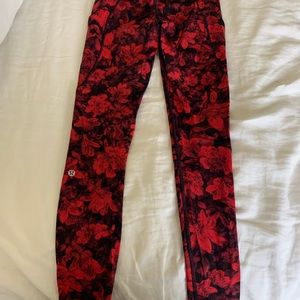 Lululemon Fast and Free Tight 25’ Size 6